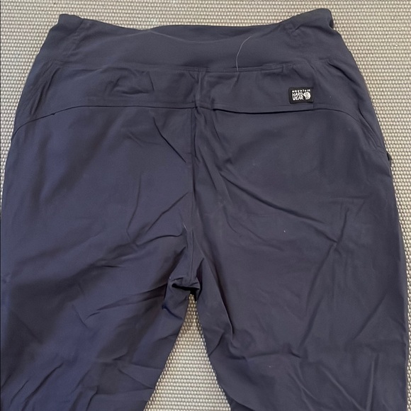 Mountain Hardware Hiking Pants - Picture 5 of 6